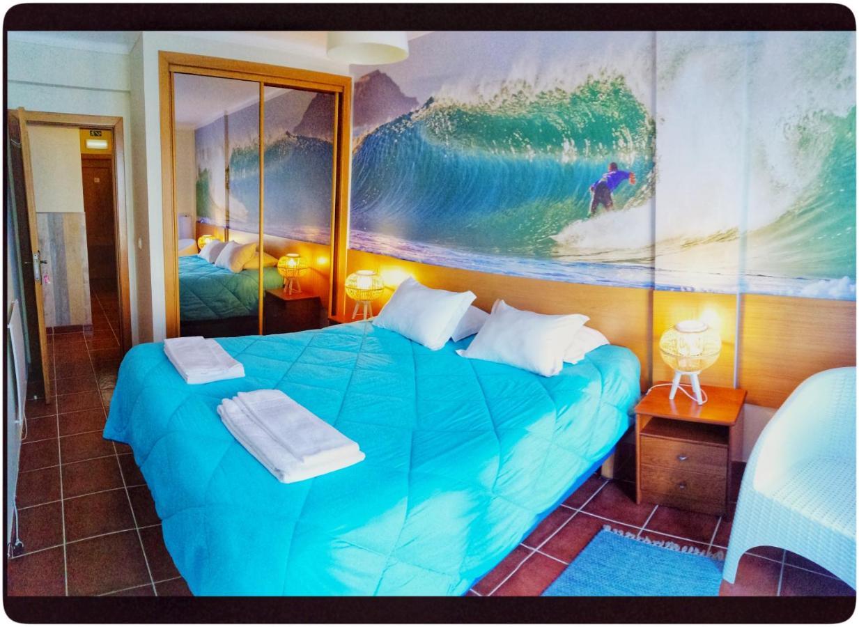 Supertubos Beach Hostel Атогия да Балея Екстериор снимка