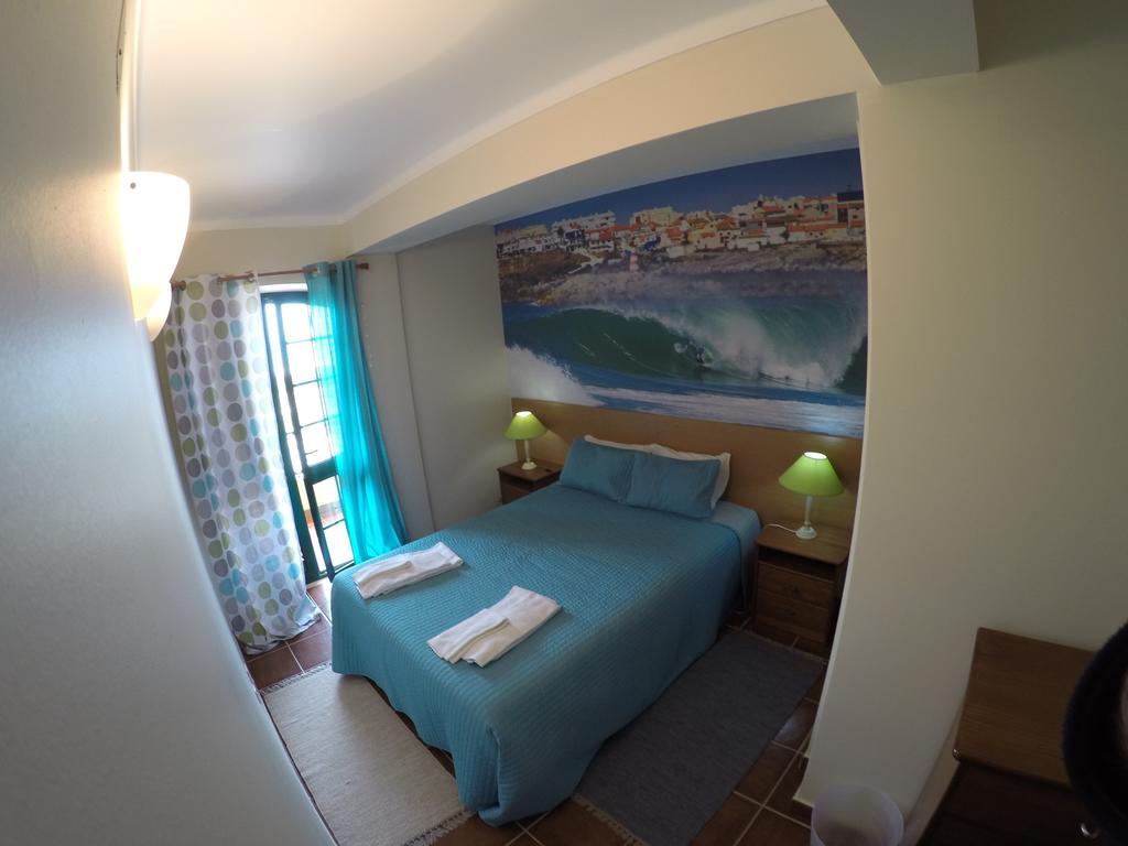 Supertubos Beach Hostel Атогия да Балея Екстериор снимка