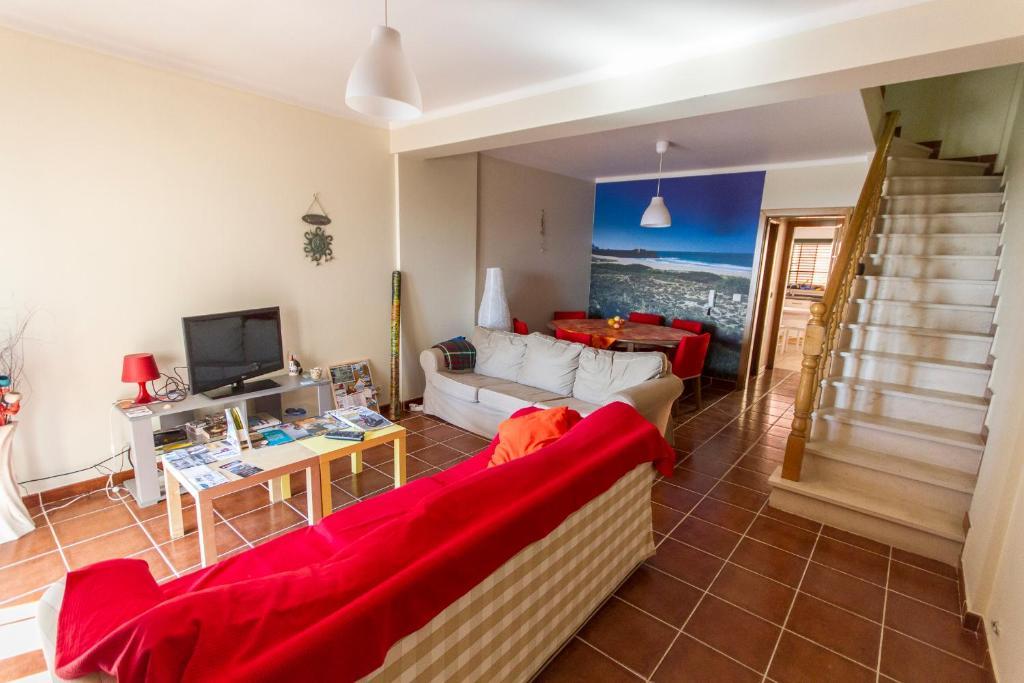 Supertubos Beach Hostel Атогия да Балея Екстериор снимка